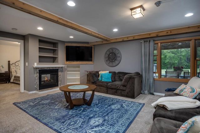 4509 E Palakwia Drive, Janesville, WI 53546