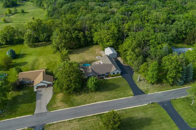 4509 E Palakwia Drive, Janesville, WI 53546