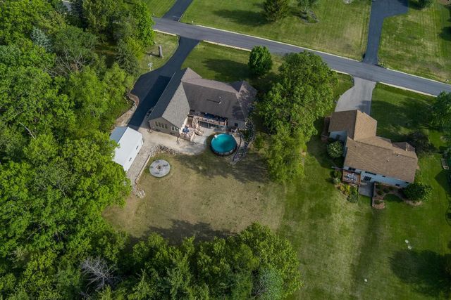 4509 E Palakwia Drive, Janesville, WI 53546