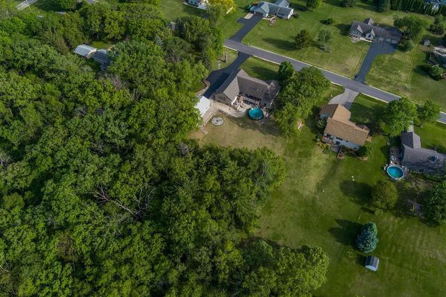 4509 E Palakwia Drive, Janesville, WI 53546