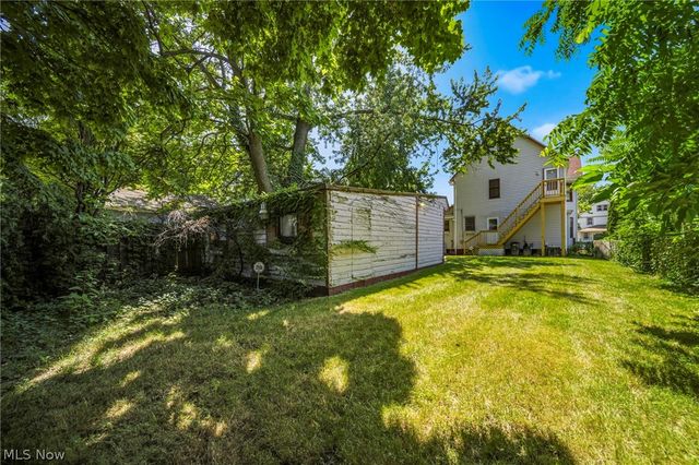 801 E 157 Street, Cleveland, OH 44110