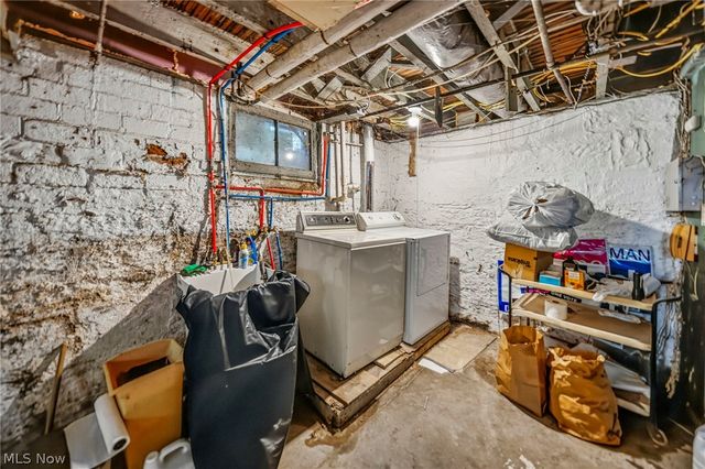 801 E 157 Street, Cleveland, OH 44110