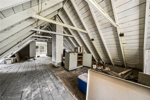801 E 157 Street, Cleveland, OH 44110