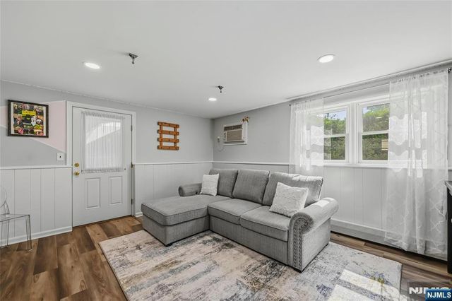 83 Moore Avenue, Waldwick, NJ 07463