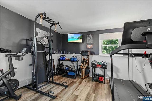 83 Moore Avenue, Waldwick, NJ 07463