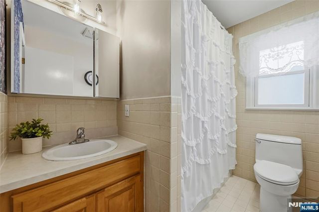 83 Moore Avenue, Waldwick, NJ 07463