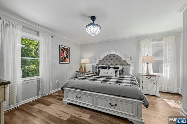 83 Moore Avenue, Waldwick, NJ 07463