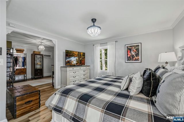 83 Moore Avenue, Waldwick, NJ 07463
