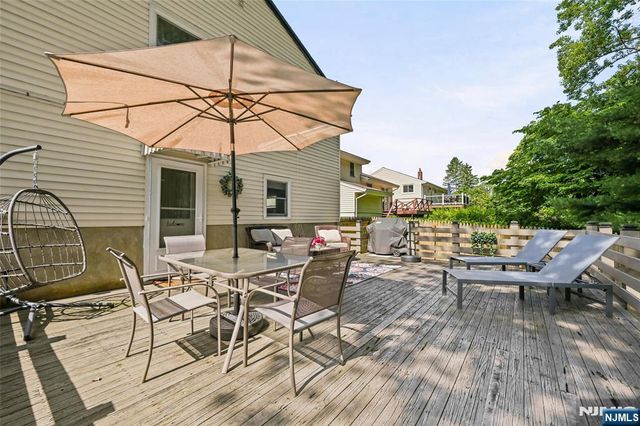 83 Moore Avenue, Waldwick, NJ 07463