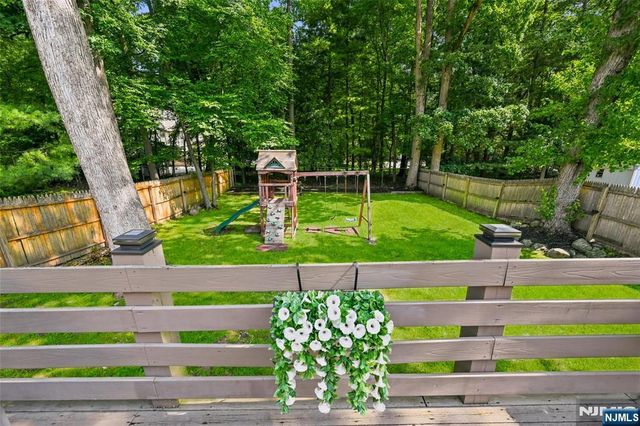 83 Moore Avenue, Waldwick, NJ 07463