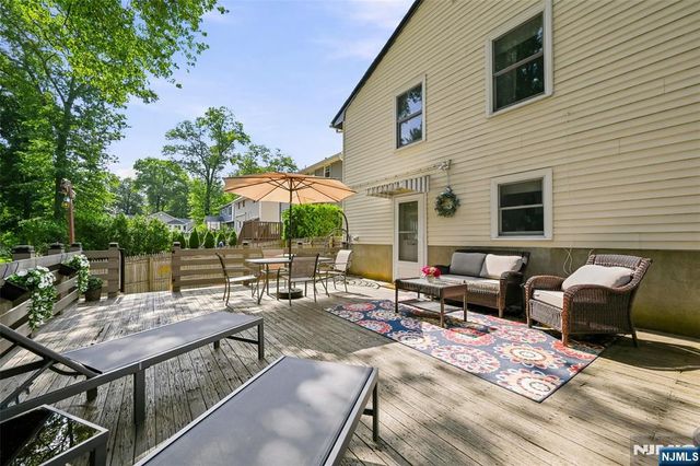 83 Moore Avenue, Waldwick, NJ 07463