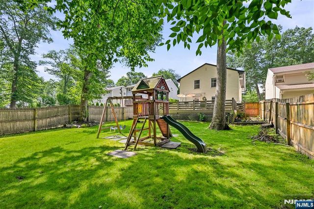83 Moore Avenue, Waldwick, NJ 07463