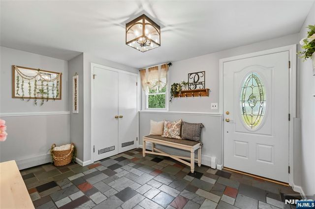 83 Moore Avenue, Waldwick, NJ 07463