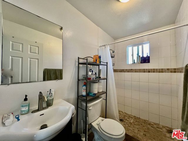 509 E Hyde Park Place, Inglewood, CA 90302