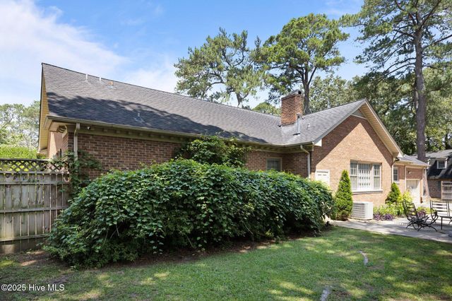 211 Churchill Drive, Greenville, NC 27858