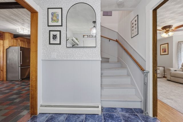 4 Waite St, Salem, MA 01970
