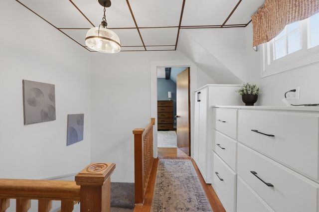 4 Waite St, Salem, MA 01970