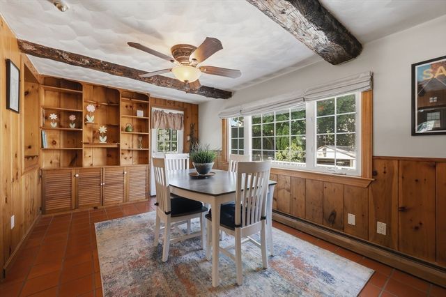 4 Waite St, Salem, MA 01970