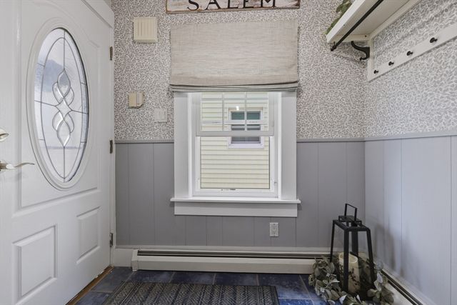 4 Waite St, Salem, MA 01970