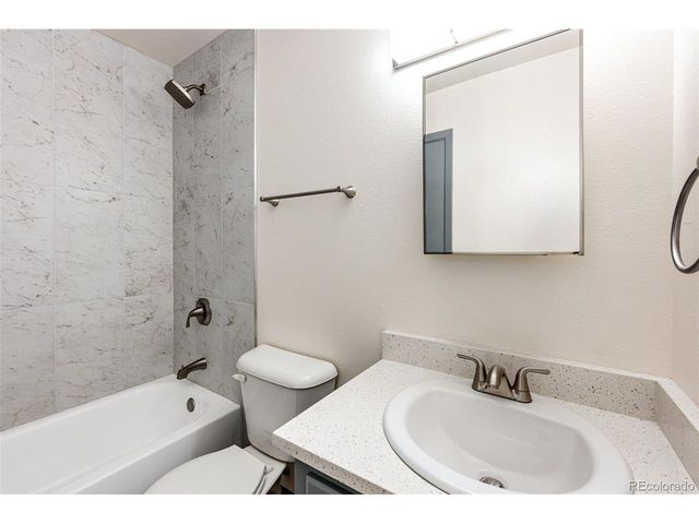 9005 E Lehigh Ave 26, Denver, CO 80237