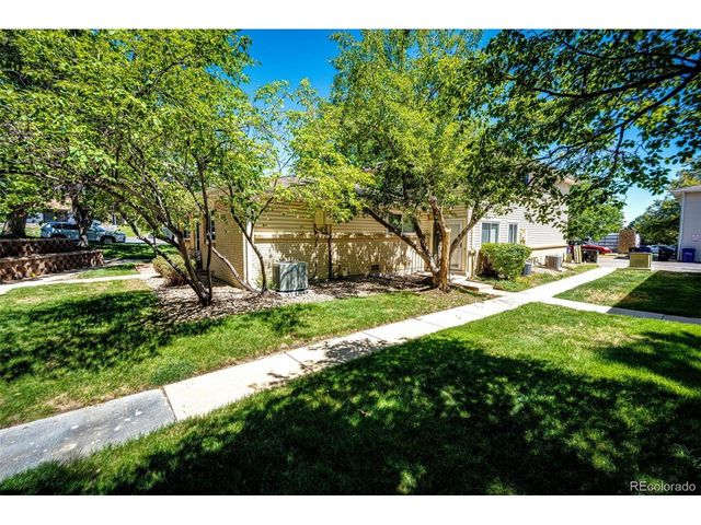 9005 E Lehigh Ave 26, Denver, CO 80237