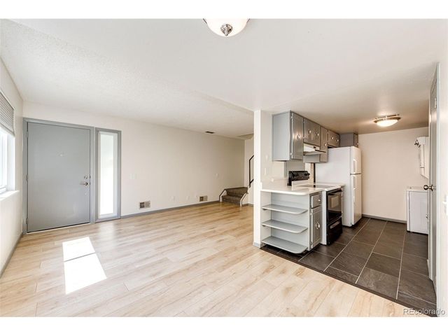 9005 E Lehigh Ave 26, Denver, CO 80237