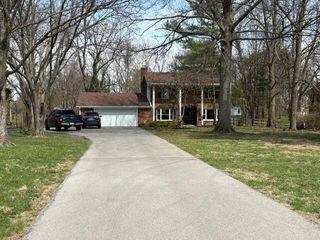 2722 Leestown Road, Midway, KY 40347