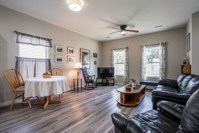 7 Lawrence Street, Inman, SC 29349