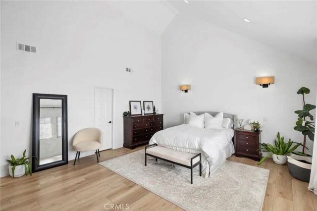 133 Cecil Place B, Costa Mesa, CA 92627