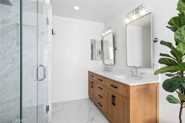 133 Cecil Place B, Costa Mesa, CA 92627