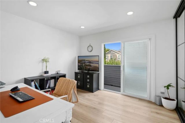 133 Cecil Place B, Costa Mesa, CA 92627