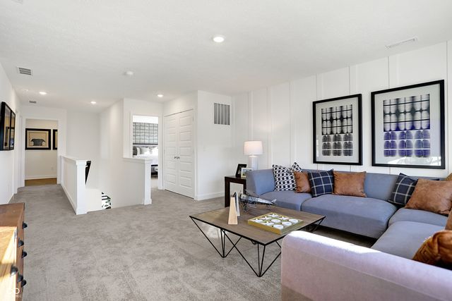 15546 Alperton Road, Fishers, IN 46037