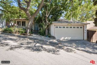 10866 Kingsland Street, Los Angeles, CA 90034