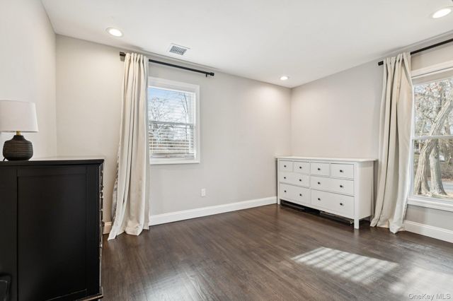 65 Beachfern Road, Center Moriches, NY 11934