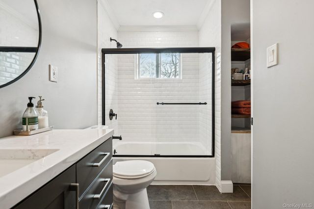 65 Beachfern Road, Center Moriches, NY 11934