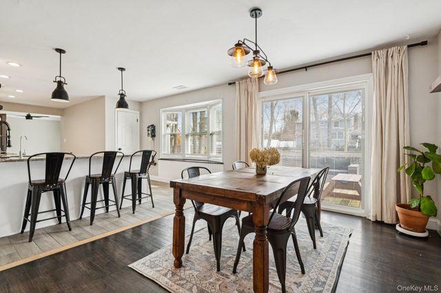 65 Beachfern Road, Center Moriches, NY 11934