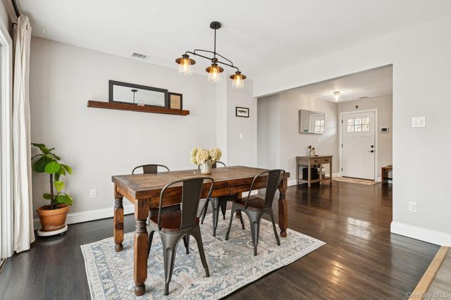 65 Beachfern Road, Center Moriches, NY 11934