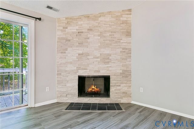 91 Stanley Dr, Newport News, VA 23608