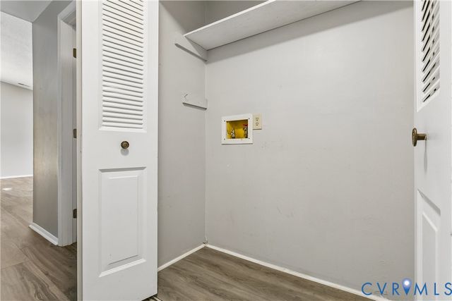91 Stanley Dr, Newport News, VA 23608