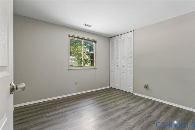 91 Stanley Dr, Newport News, VA 23608