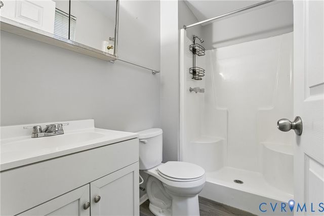 91 Stanley Dr, Newport News, VA 23608