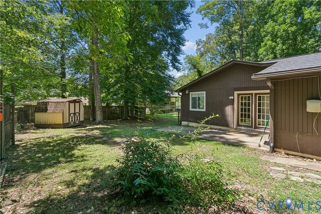 91 Stanley Dr, Newport News, VA 23608