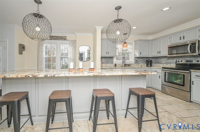 9051 Laurel Branch Cir, Hanover, VA 23116