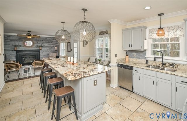 9051 Laurel Branch Cir, Hanover, VA 23116