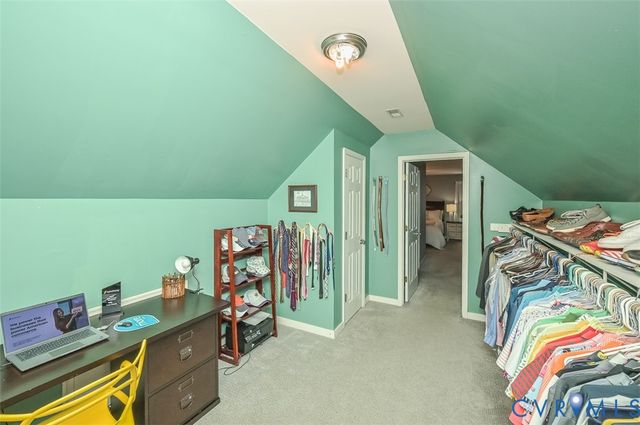 9051 Laurel Branch Cir, Hanover, VA 23116