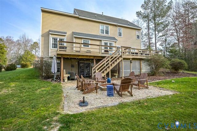 9051 Laurel Branch Cir, Hanover, VA 23116