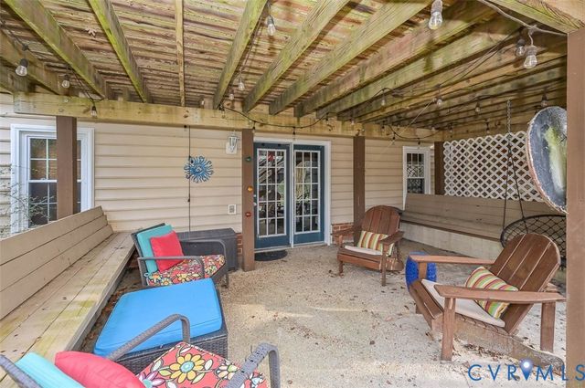 9051 Laurel Branch Cir, Hanover, VA 23116