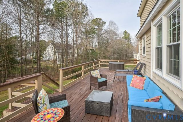 9051 Laurel Branch Cir, Hanover, VA 23116