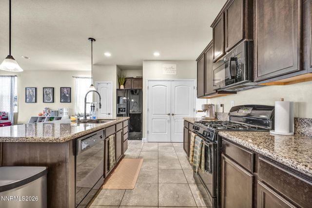 7058 Cinder Village Drive, Sparks, NV 89436