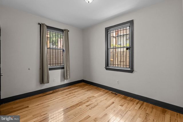 1805 N 18TH ST, Philadelphia, PA 19121